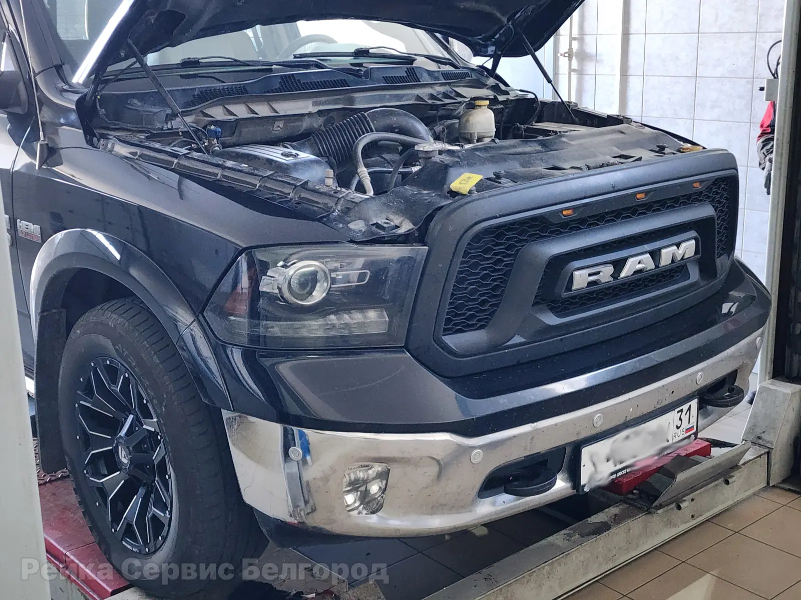 Dodge RAM 1500 стук в руле на стыках: замена промежуточного рулевого вала